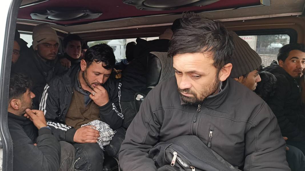 Polisi görünce kaçmaya çalıştı, sebebi yakalanınca ortaya çıktı 5